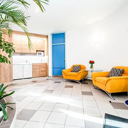 Squash Dependance 3* 普列维扎