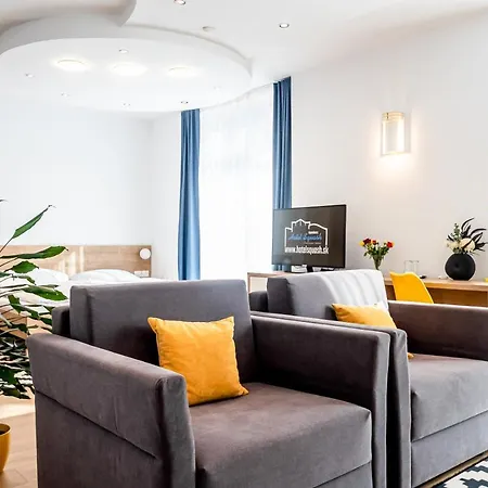 Hotel Squash Dependance 3*